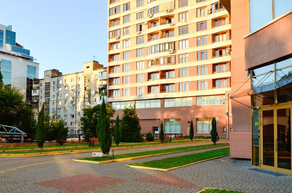 קייב Diplomat Aparthotel מראה חיצוני תמונה